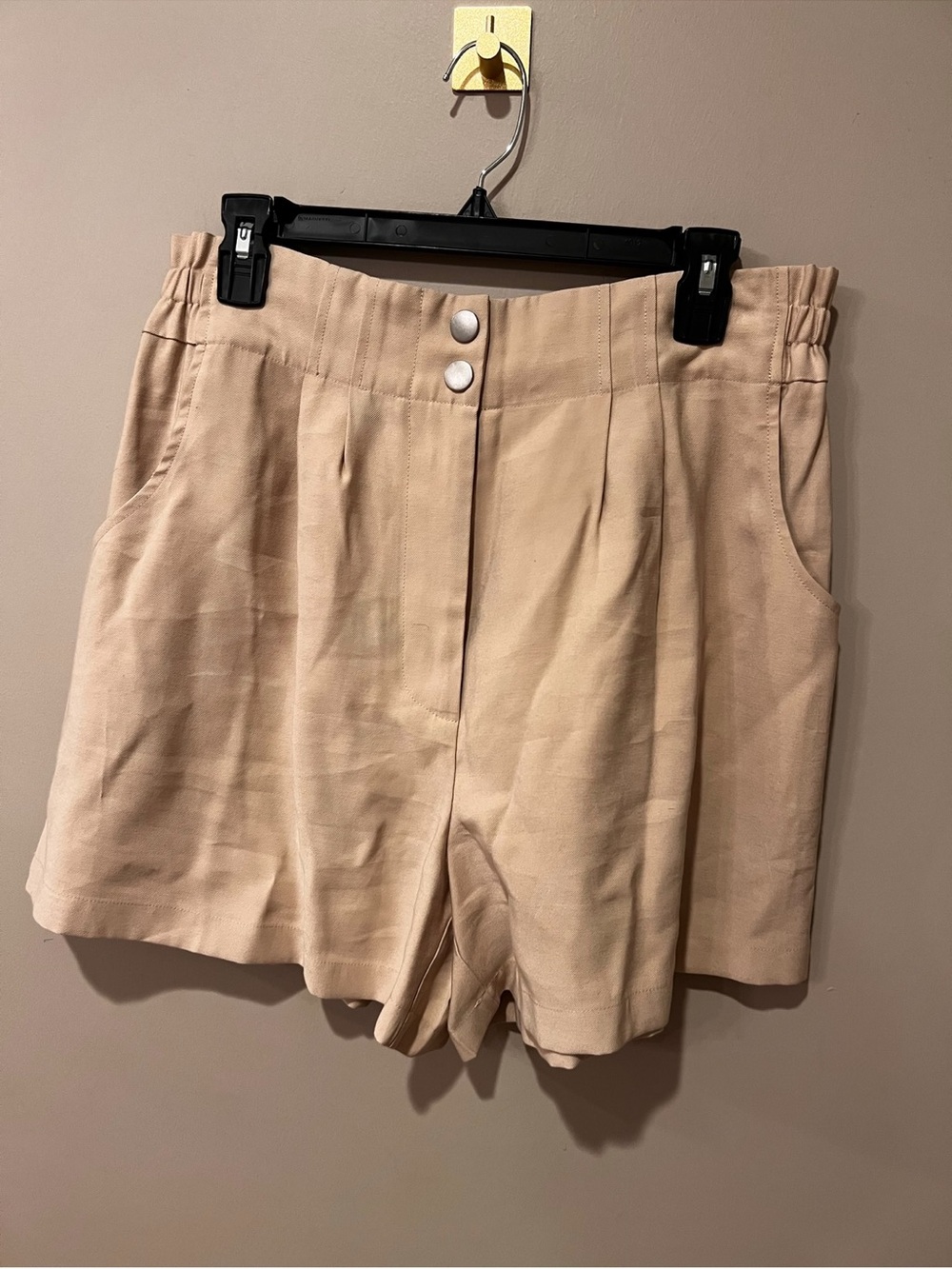 Wayf Tan Shorts Size L
